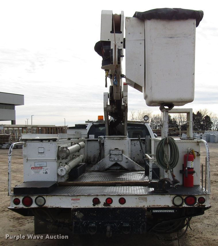 image for item DH8291 2010 Dodge Ram 5500 bucket truck