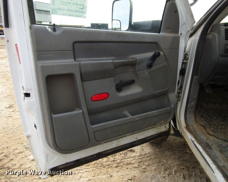 image for item DH8291 2010 Dodge Ram 5500 bucket truck