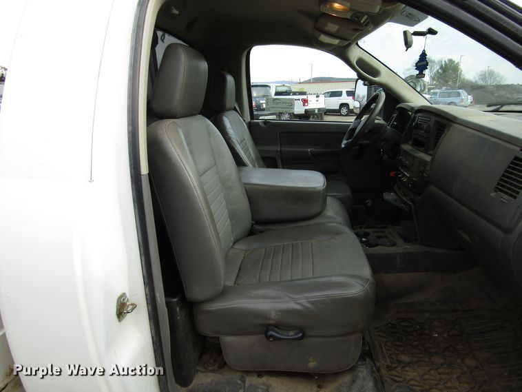 image for item DH8291 2010 Dodge Ram 5500 bucket truck