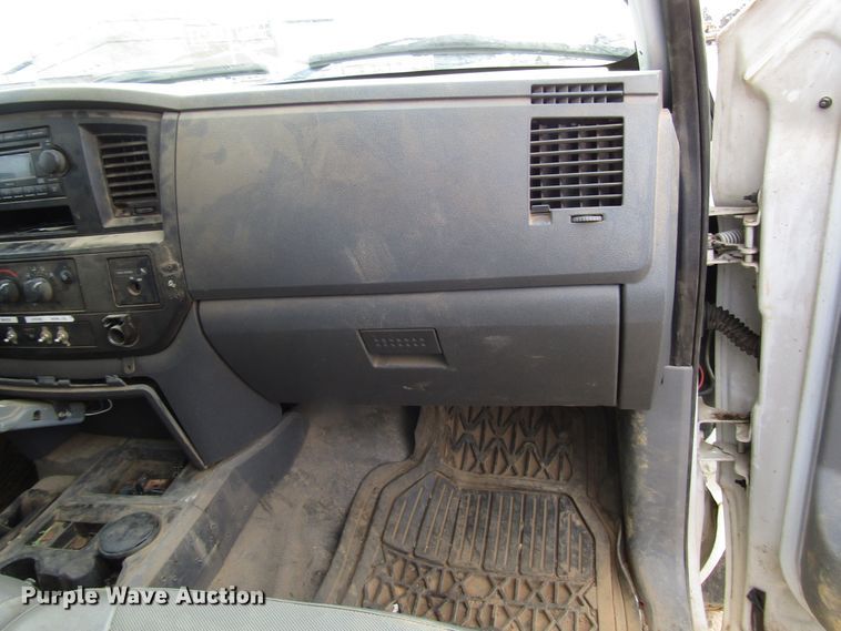 image for item DH8291 2010 Dodge Ram 5500 bucket truck