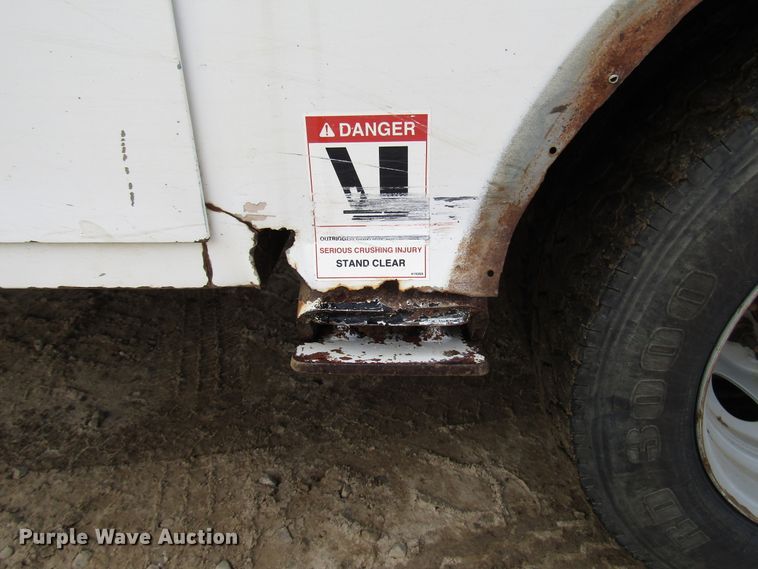 image for item DH8291 2010 Dodge Ram 5500 bucket truck