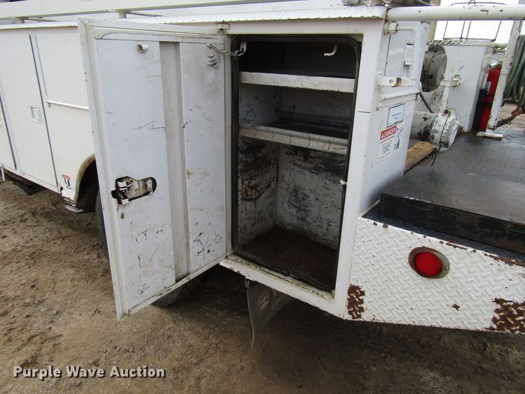 image for item DH8291 2010 Dodge Ram 5500 bucket truck