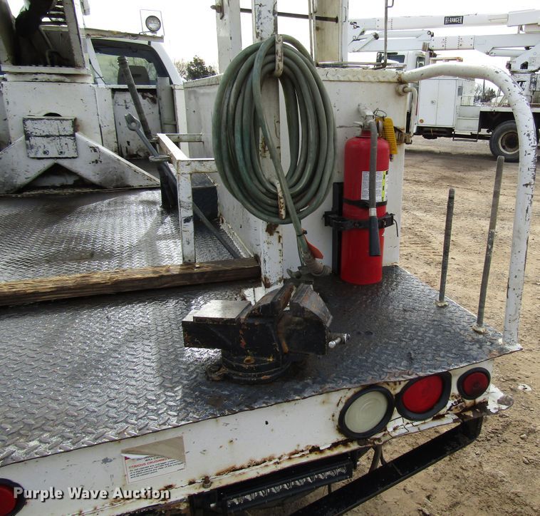 image for item DH8291 2010 Dodge Ram 5500 bucket truck