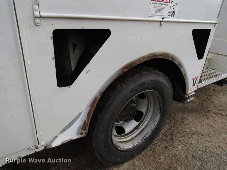 image for item DH8291 2010 Dodge Ram 5500 bucket truck