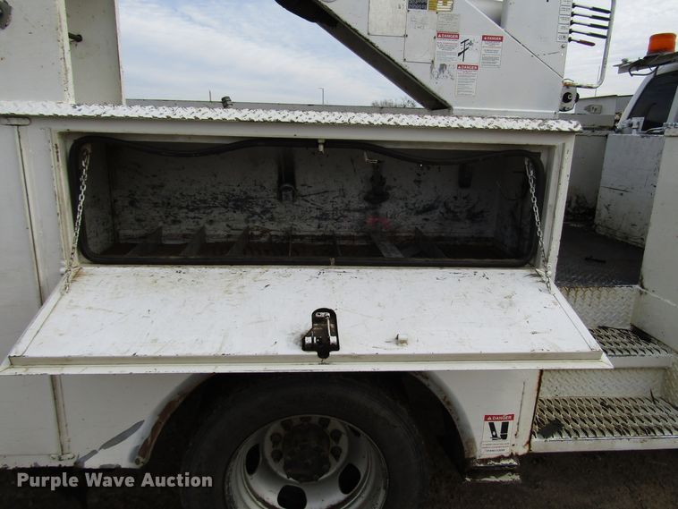 image for item DH8291 2010 Dodge Ram 5500 bucket truck