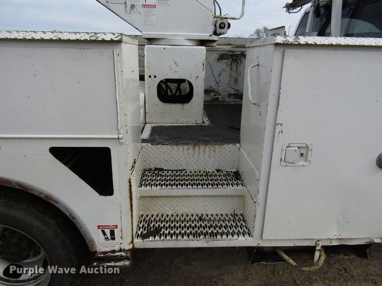 image for item DH8291 2010 Dodge Ram 5500 bucket truck