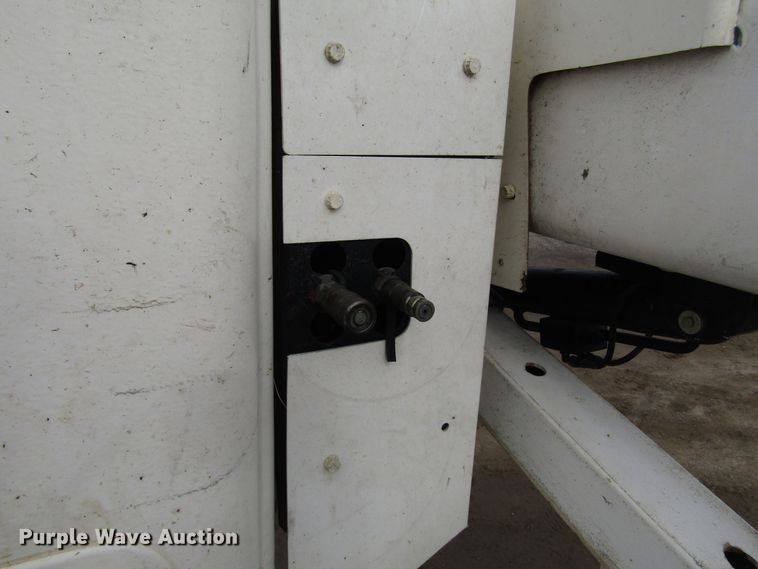 image for item DH8291 2010 Dodge Ram 5500 bucket truck