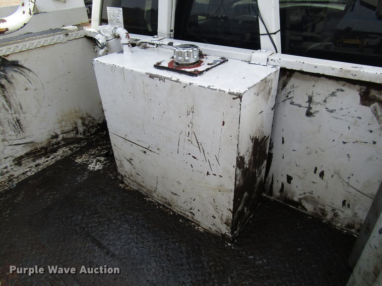 image for item DH8291 2010 Dodge Ram 5500 bucket truck