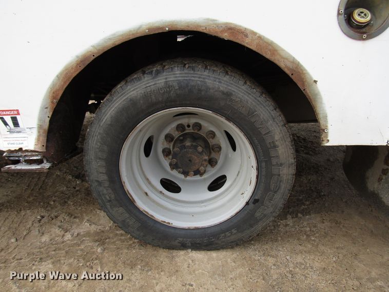 image for item DH8291 2010 Dodge Ram 5500 bucket truck