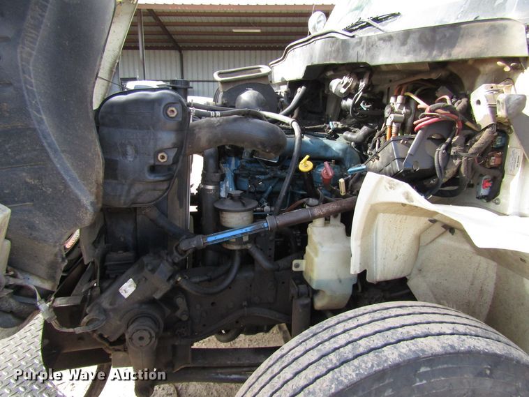 image for item DH8293 2007 International 4400 digger derrick truck