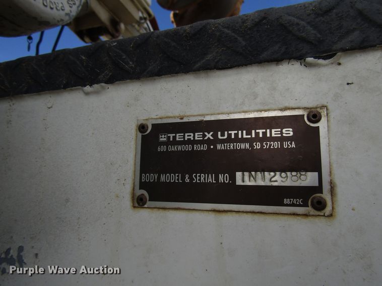 image for item DH8293 2007 International 4400 digger derrick truck