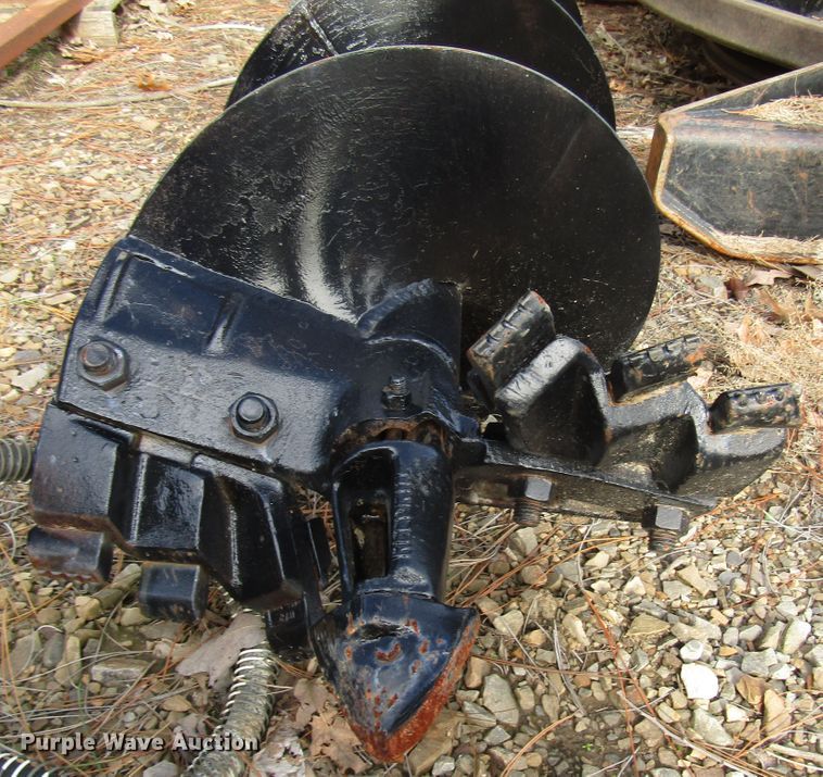 image for item DH8293 2007 International 4400 digger derrick truck