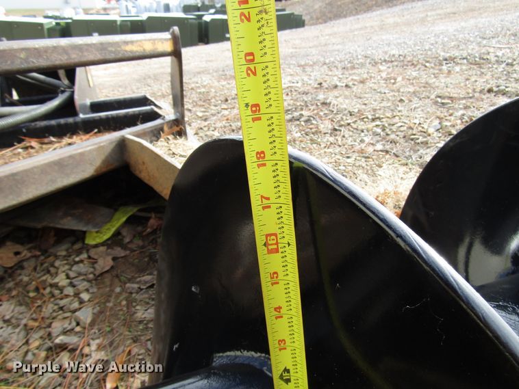 image for item DH8293 2007 International 4400 digger derrick truck