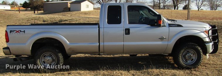image for item DH8317 2011 Ford F250 Super Duty SuperCab pickup truck