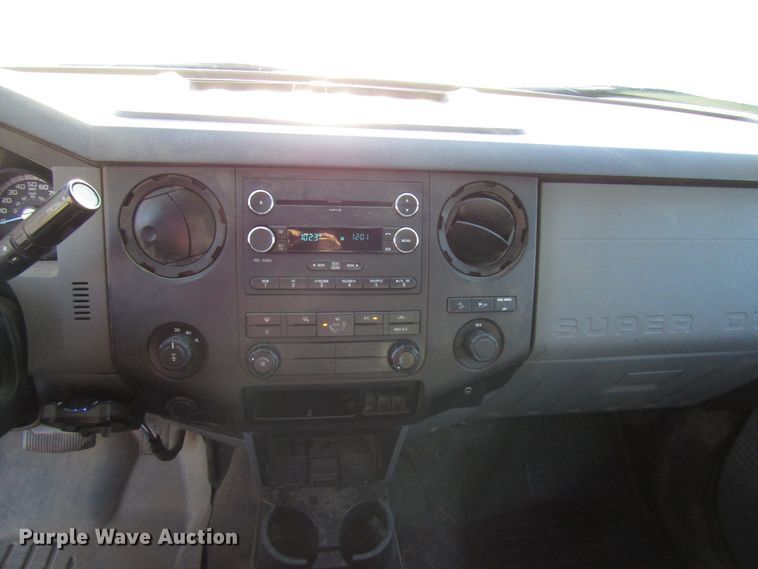 image for item DH8317 2011 Ford F250 Super Duty SuperCab pickup truck