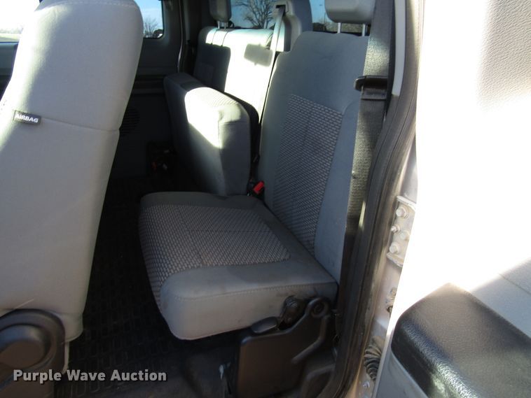 image for item DH8317 2011 Ford F250 Super Duty SuperCab pickup truck