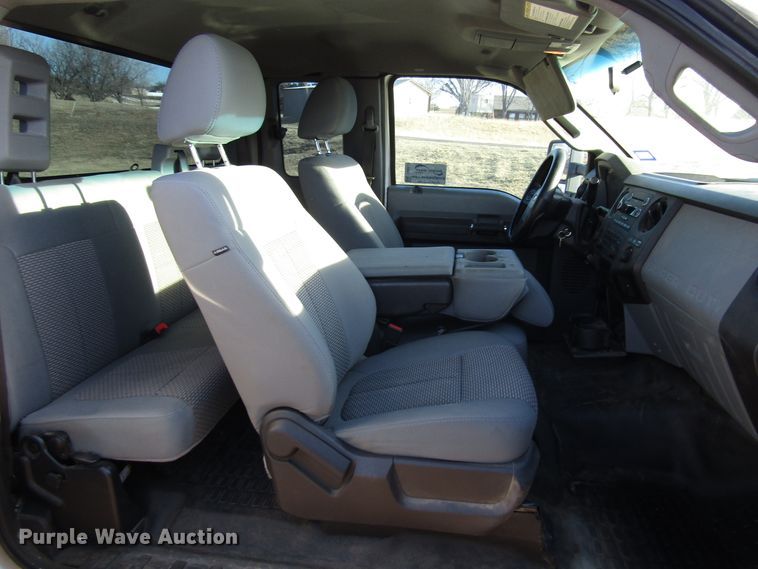 image for item DH8317 2011 Ford F250 Super Duty SuperCab pickup truck