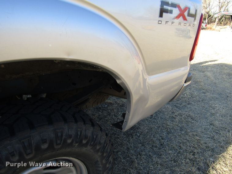 image for item DH8317 2011 Ford F250 Super Duty SuperCab pickup truck