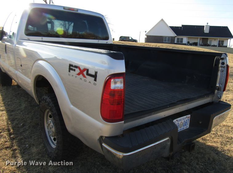 image for item DH8317 2011 Ford F250 Super Duty SuperCab pickup truck