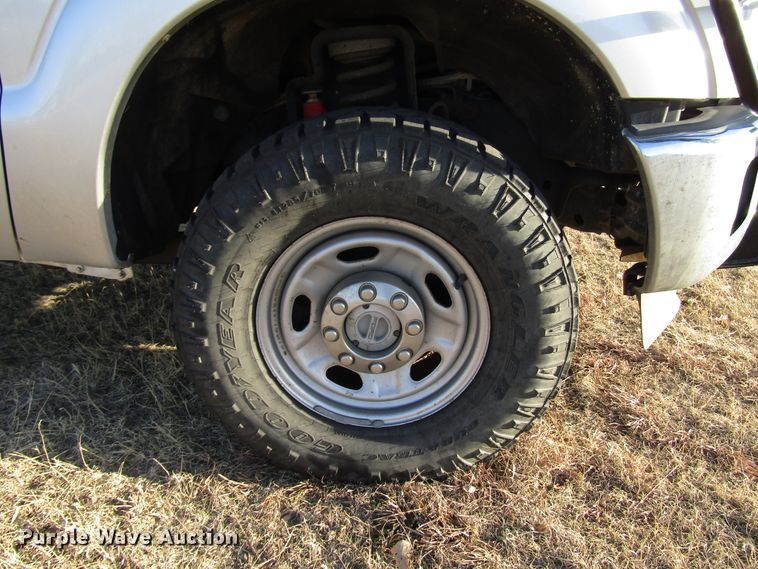 image for item DH8317 2011 Ford F250 Super Duty SuperCab pickup truck