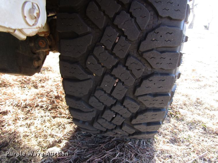 image for item DH8317 2011 Ford F250 Super Duty SuperCab pickup truck