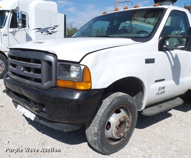 image for item DI0682 2001 Ford F450 Super Duty bucket truck
