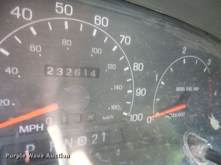 image for item DI0682 2001 Ford F450 Super Duty bucket truck