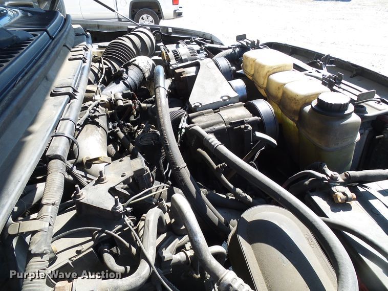 image for item DI0682 2001 Ford F450 Super Duty bucket truck