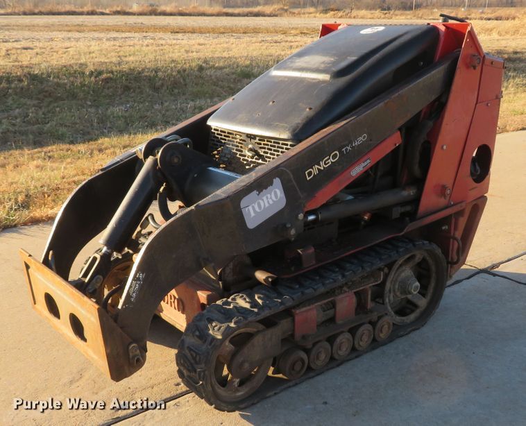 image for item DI2002 2005 Toro TX420 compact utility loader
