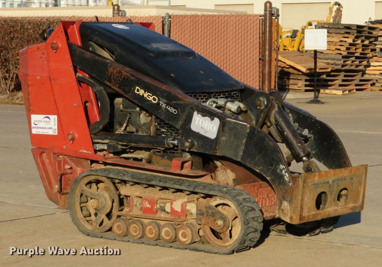 image for item DI2002 2005 Toro TX420 compact utility loader