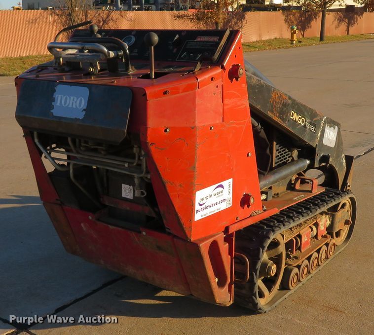 image for item DI2002 2005 Toro TX420 compact utility loader