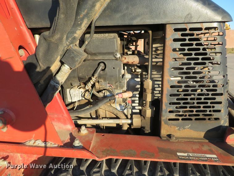 image for item DI2002 2005 Toro TX420 compact utility loader