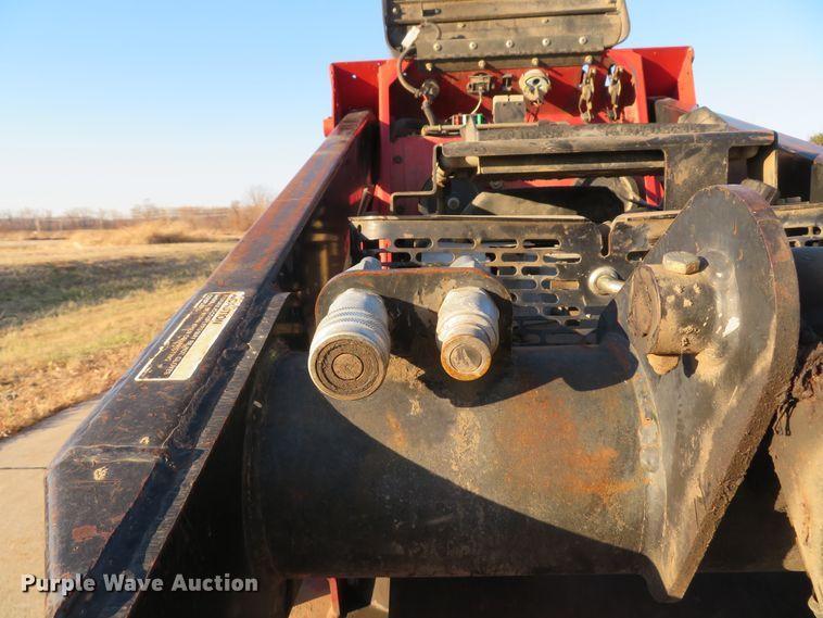 image for item DI2002 2005 Toro TX420 compact utility loader