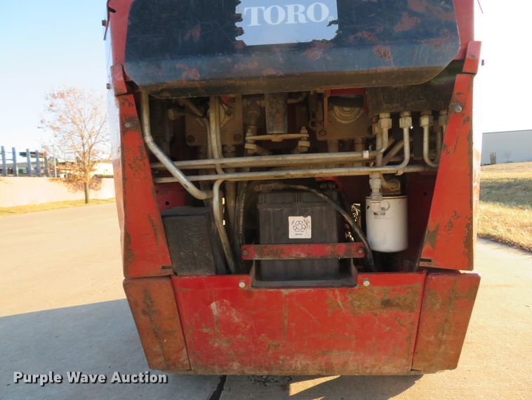 image for item DI2002 2005 Toro TX420 compact utility loader