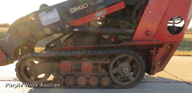 image for item DI2002 2005 Toro TX420 compact utility loader