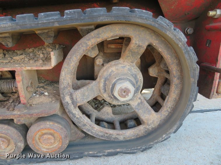 image for item DI2002 2005 Toro TX420 compact utility loader