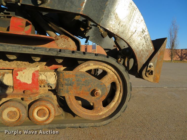 image for item DI2002 2005 Toro TX420 compact utility loader