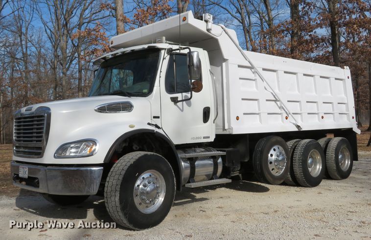 image for item DI2011 2006 Freightliner Business Class M2 dump truck