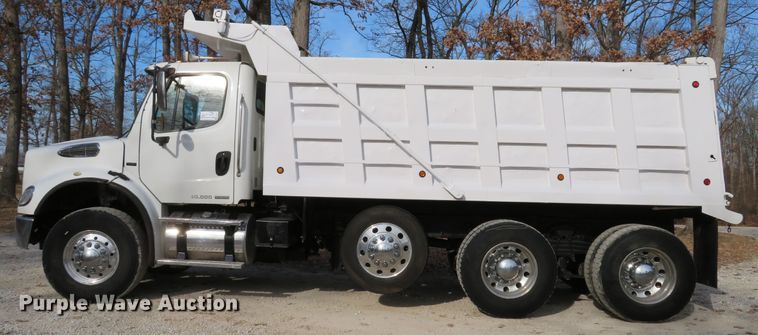 image for item DI2011 2006 Freightliner Business Class M2 dump truck