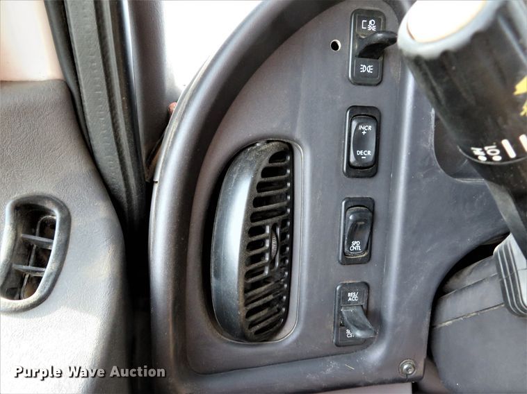 image for item DI2011 2006 Freightliner Business Class M2 dump truck