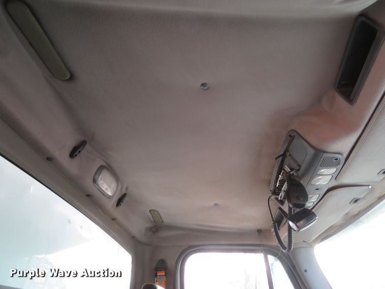 image for item DI2011 2006 Freightliner Business Class M2 dump truck