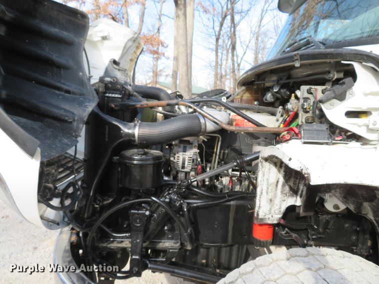 image for item DI2011 2006 Freightliner Business Class M2 dump truck