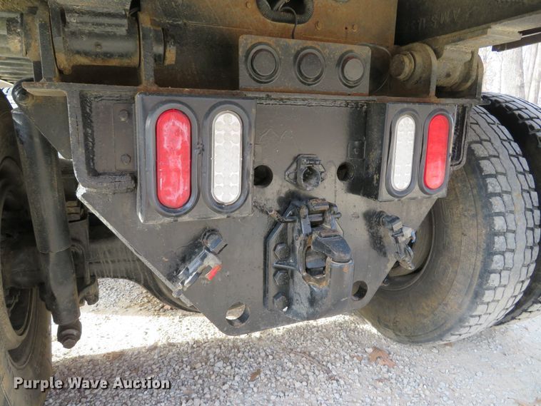 image for item DI2011 2006 Freightliner Business Class M2 dump truck