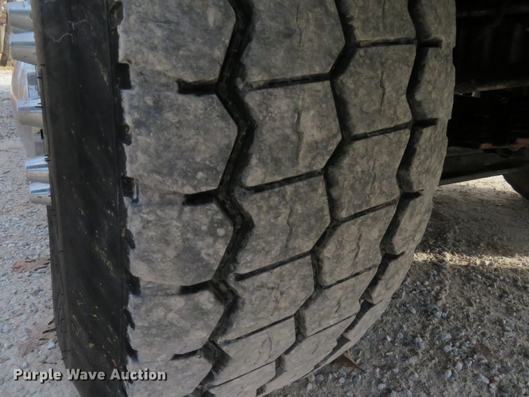 image for item DI2011 2006 Freightliner Business Class M2 dump truck