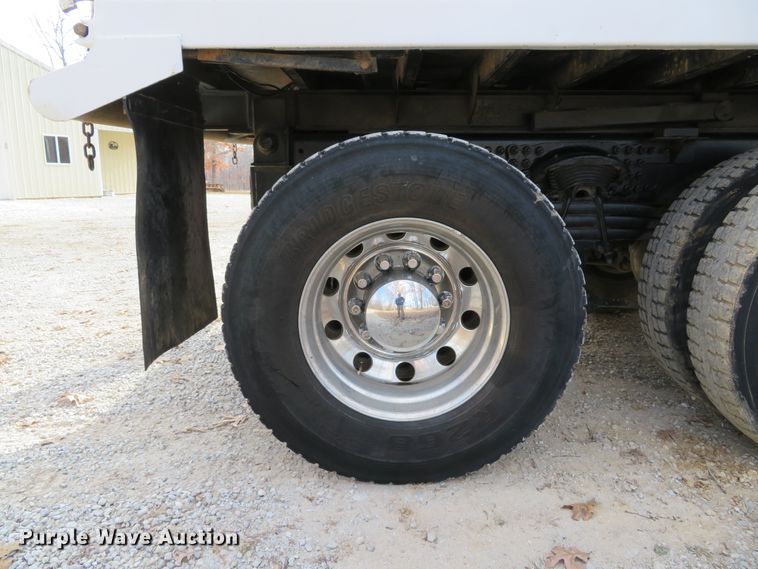 image for item DI2011 2006 Freightliner Business Class M2 dump truck