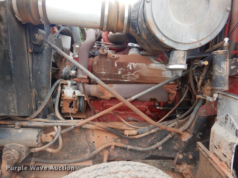 image for item DI2357 1979 International Paystar 5000 tank truck