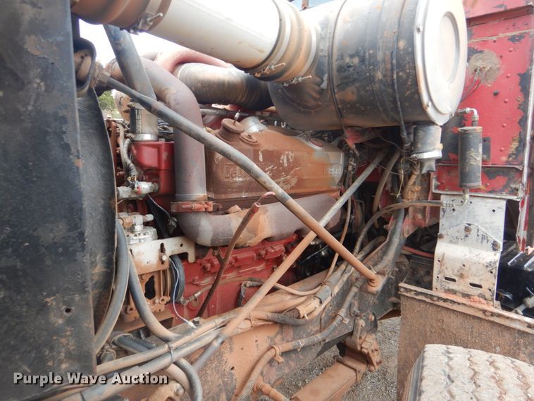 image for item DI2357 1979 International Paystar 5000 tank truck