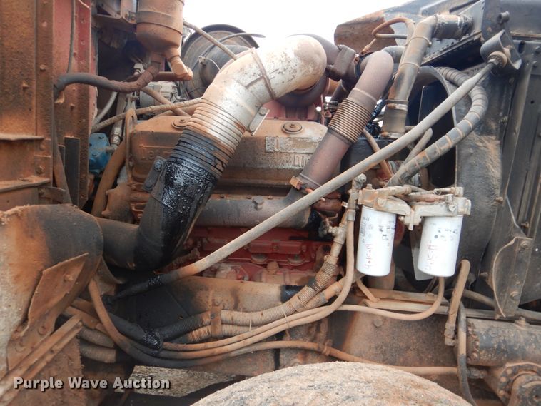 image for item DI2357 1979 International Paystar 5000 tank truck