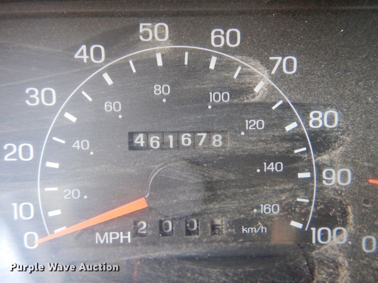 image for item DI2391 2000 Ford F350 Super Duty SuperCab flatbed pickup truck