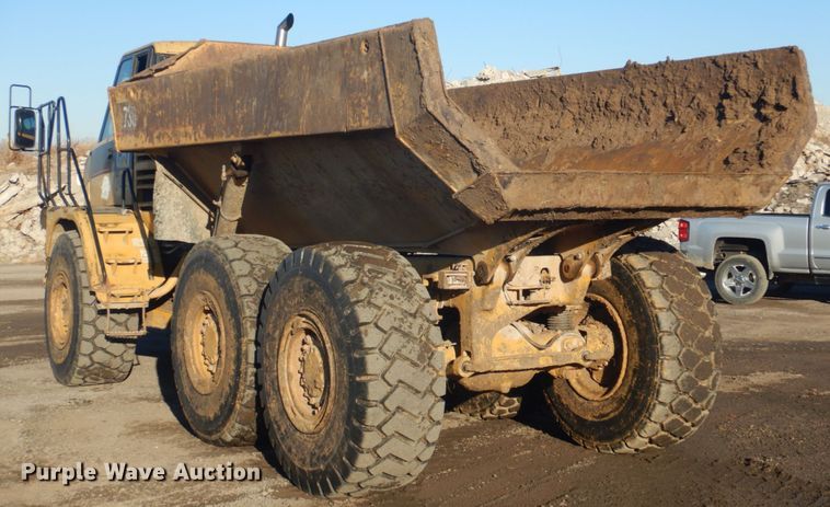 image for item DI2392 2003 Caterpillar 730 haul truck